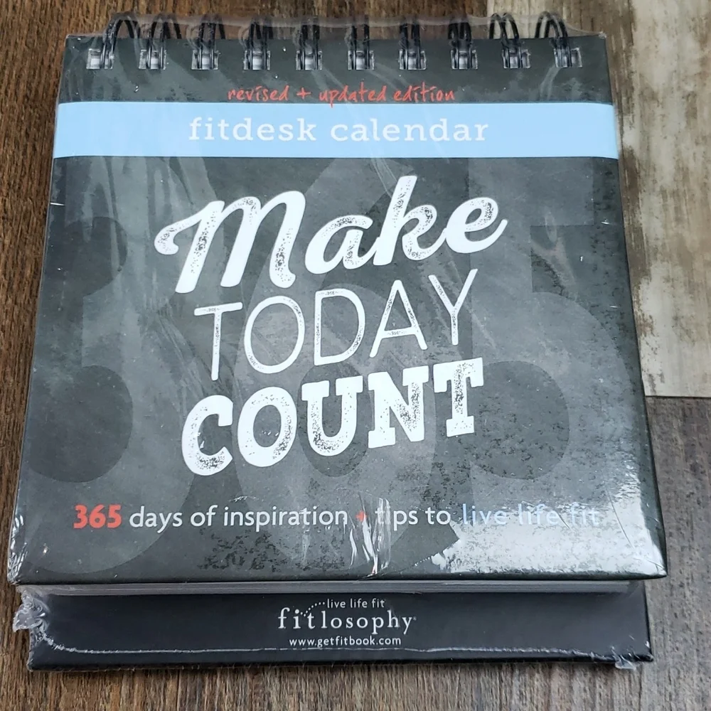 NEW in Plastic Fitlosophy Inspirational Desktop Calendar